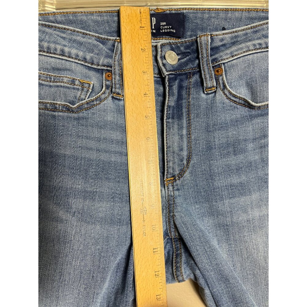 Gap Curvy Jeans Medium Wash Blue Higher Rise Booty Stretch Versatile Women 28R - Picture 7 of 11